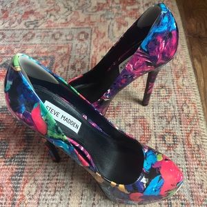 Steve Madden colorful rainbow pumps